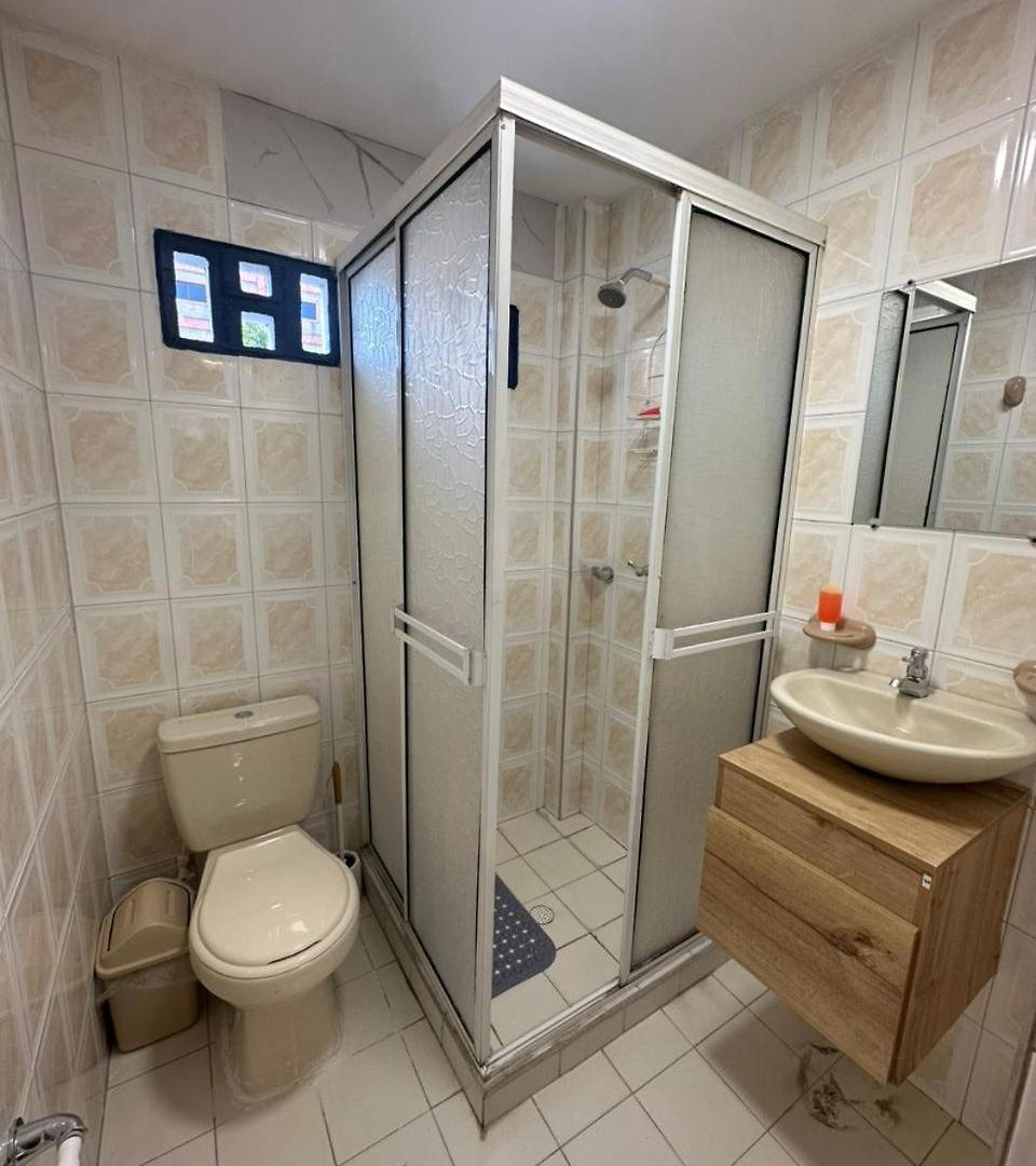 Comfort Planta Con Cocina Barrio Bosque *