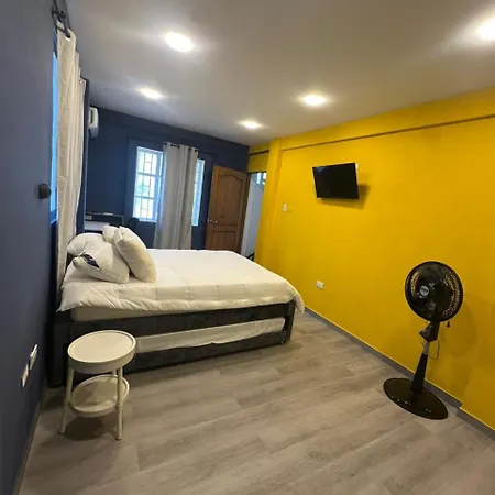 Comfort Planta Con Cocina Barrio Bosque Apartamento